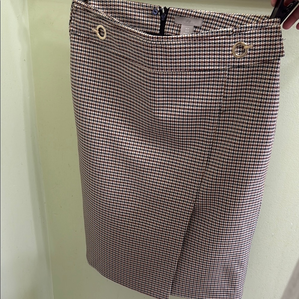 H&M Black and White Houndstooth Pencil Skirt